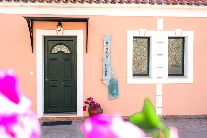 Mema's Home -2 bedrooms- with stunning sea view