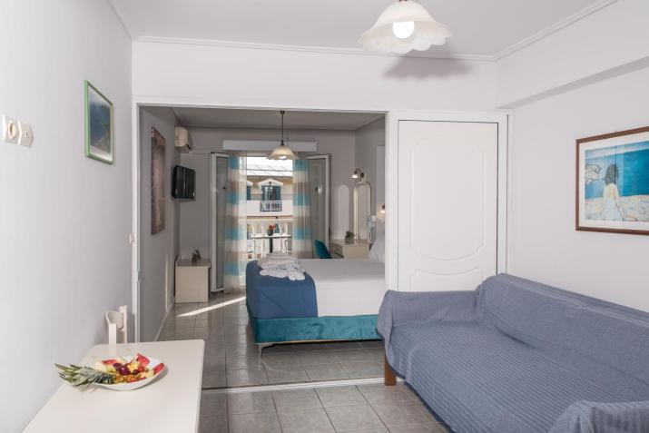 Denise Beach Hotel