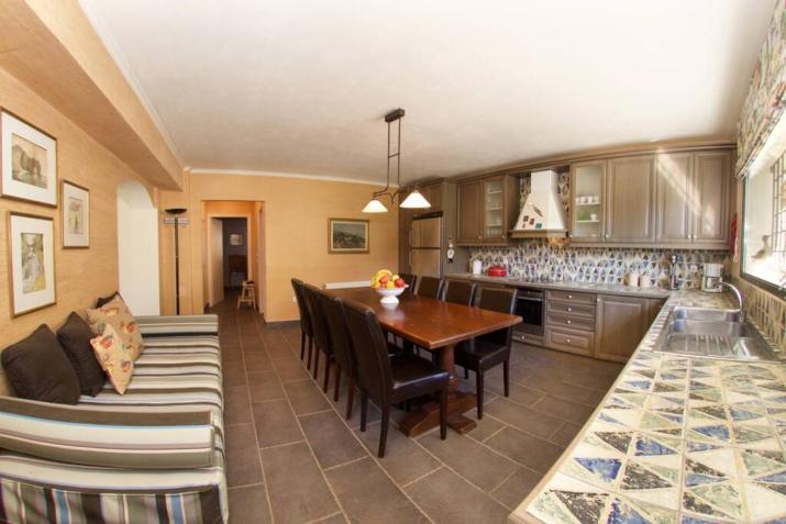 Konstantinas House, a touch of nature & sea