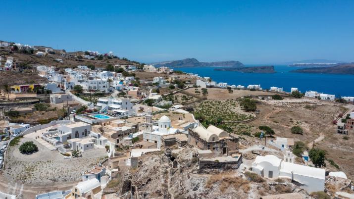 Thira's Dolphin