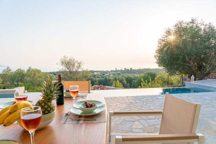 VILLA AGRILI