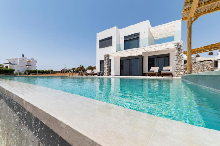 Grand Blue Villas Lachania