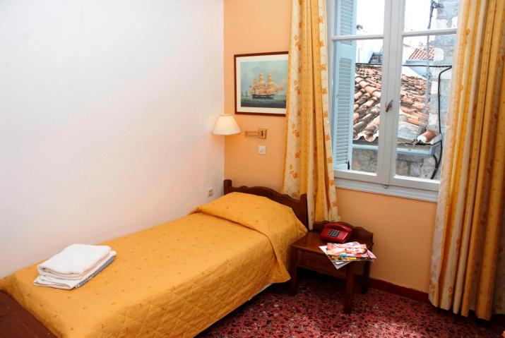 Amaryllis Hotel