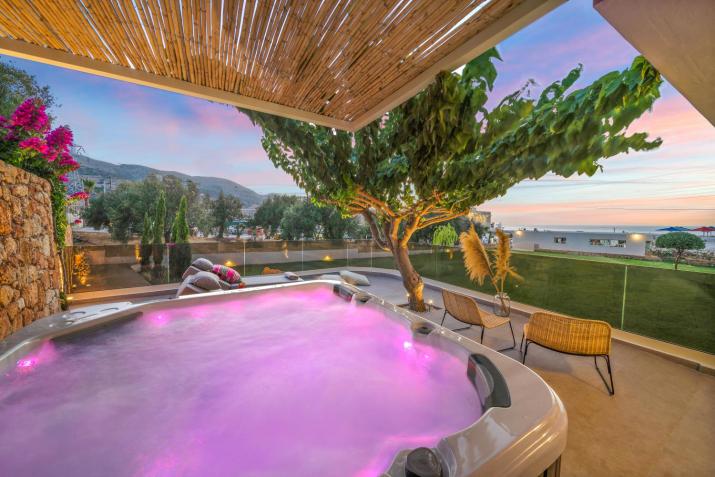 Notos Heights Hotel & Suites
