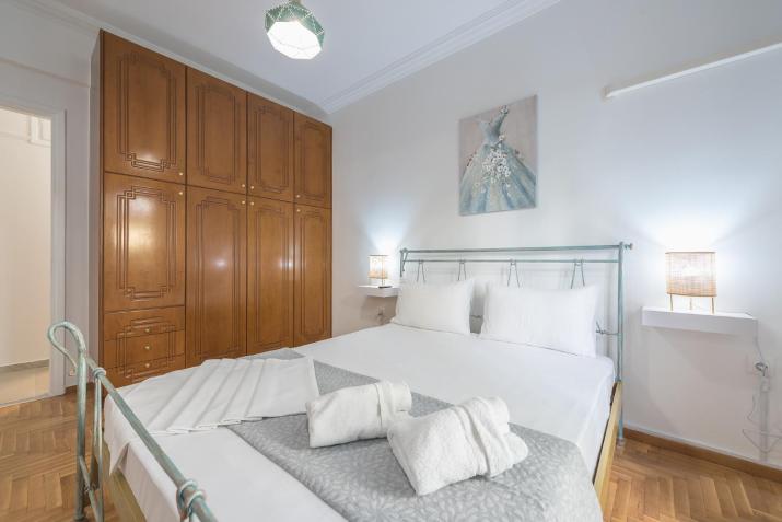 Athens Bright Suite by CloudKeys