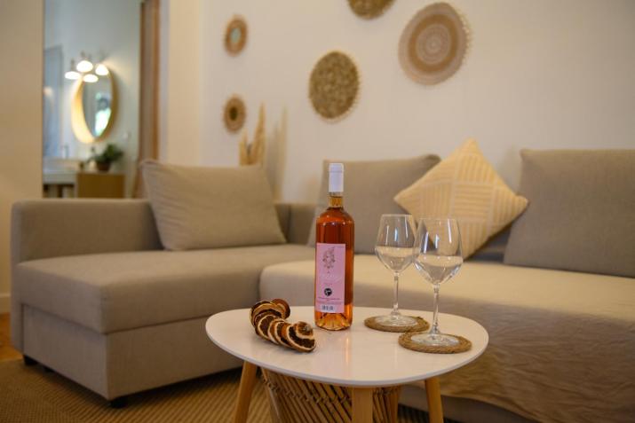 La Maisonette House in the Heart of Liapades Close to Rovinia Beach & Paleokastritsa