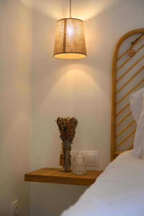 La Maisonette House in the Heart of Liapades Close to Rovinia Beach & Paleokastritsa