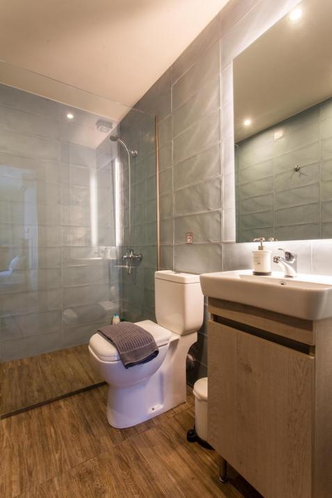 Leone Suites
