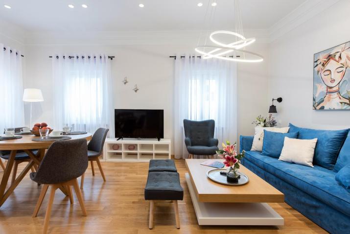 Arieni Sea View House