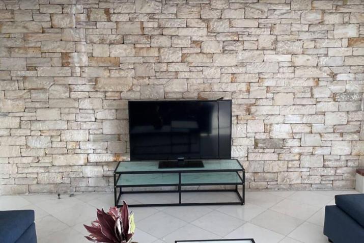 1, Kotzia str. & Poseidonos Avenue, Alimos