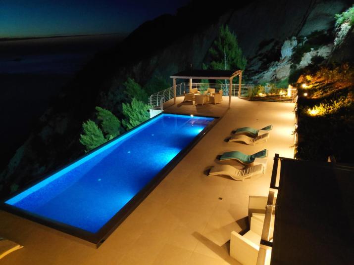 Okeanos Luxury Villas - Resort