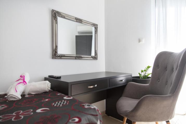 Anelia Boutique Studios & Apartments