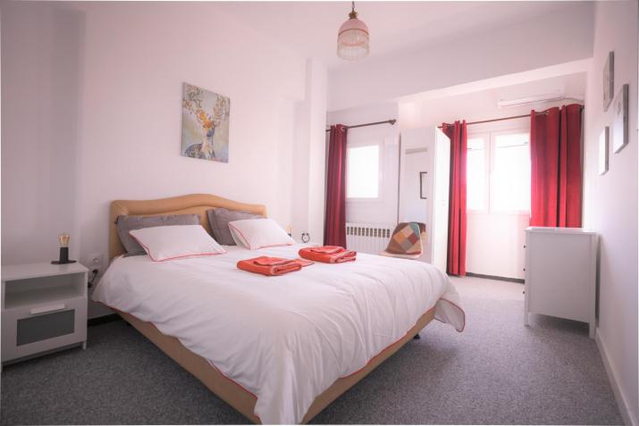 Modern 2 Bedroom Apartment Next to Metro - Marousi