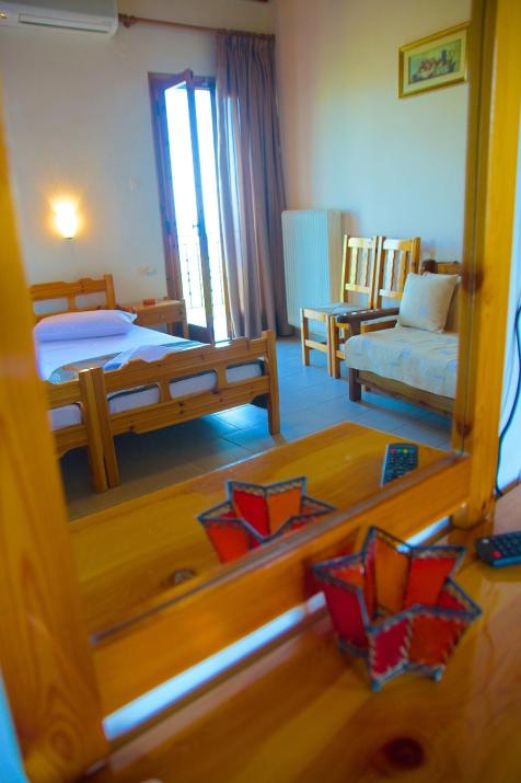 Stavroula Rooms