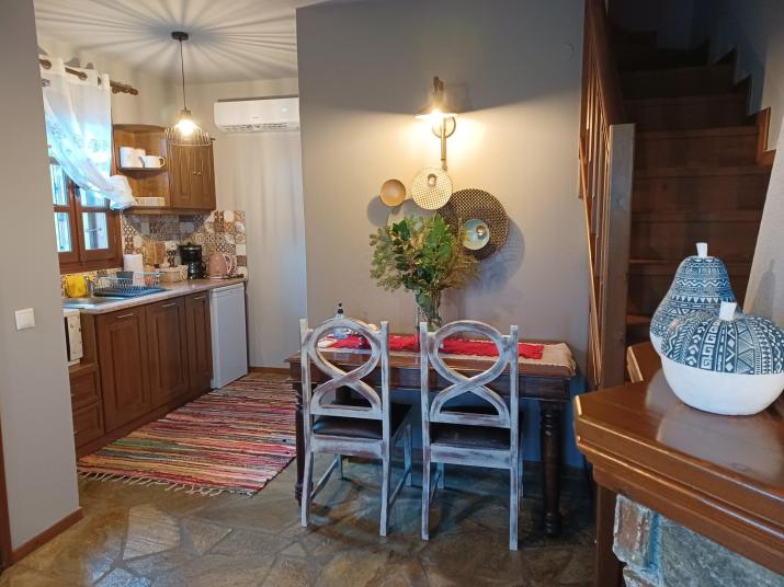 Rinoula's Traditional Houses