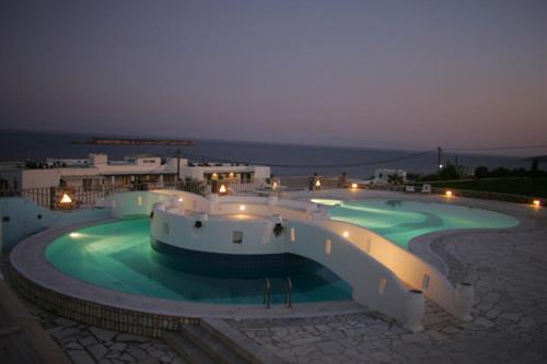 Captain's Rocks Hotel