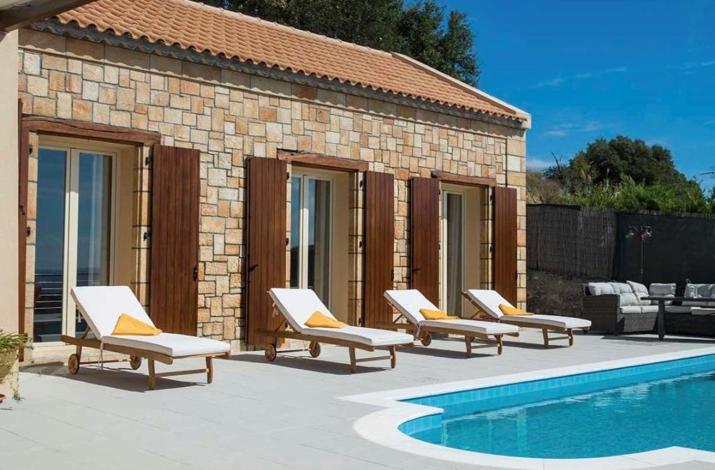 Villa CLEO