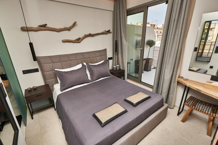 THE VAULT Brand New Loft in Athens Historic Center