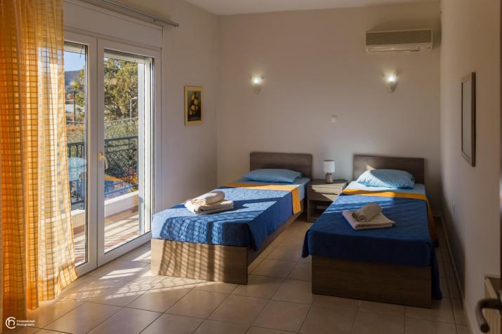 Villa Epavlis Haraki