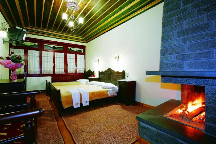 ΔΡΑΚΟΛΙΜΝΗ