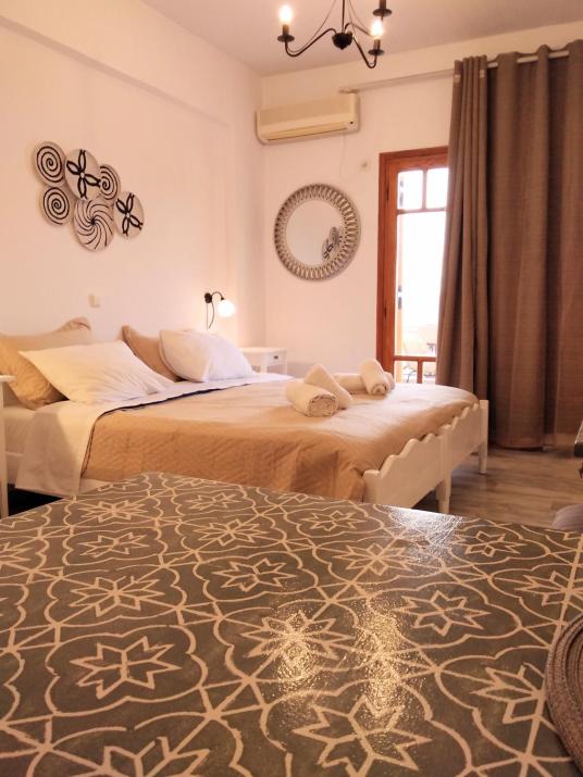Idomeneas Apartments