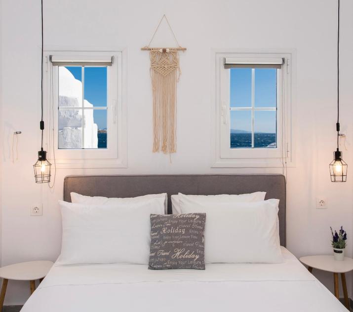 Myconian Little Venice Elite Suites with Sea View