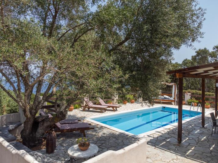 Villa Mystique