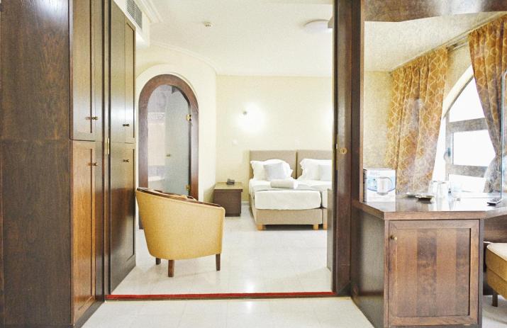 New Times Home & Hotels Near Metro Station Athens Center