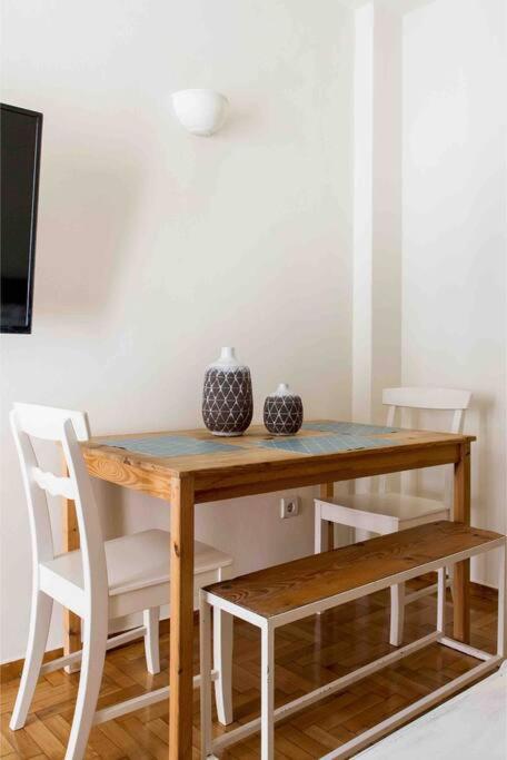 Home sweet home @ Central Athens 52 sq.m.
