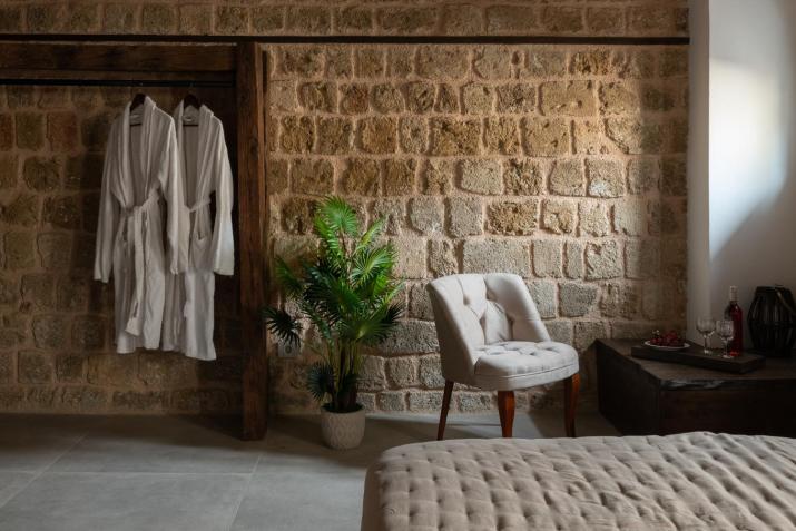 Ancient Knights Luxury Suites