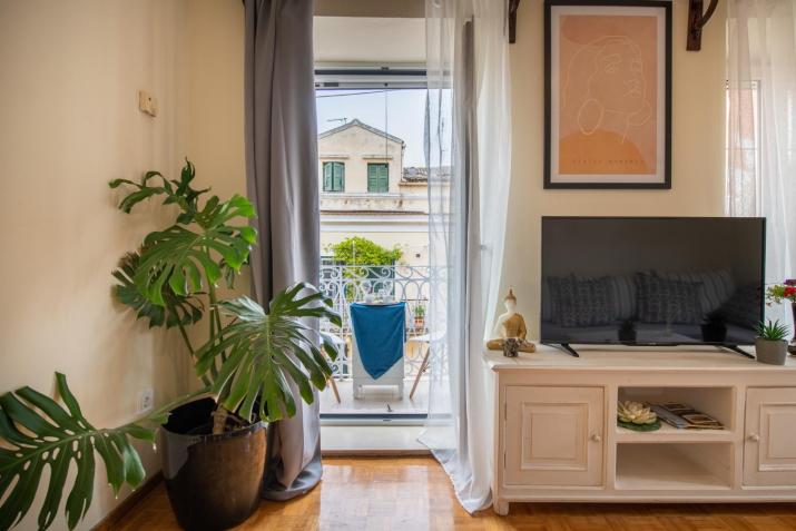 Mitropoleos Suite