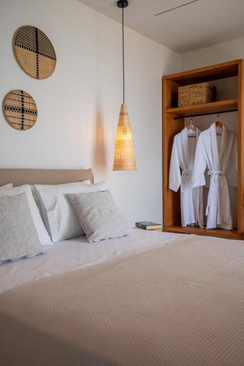 Thea Suites