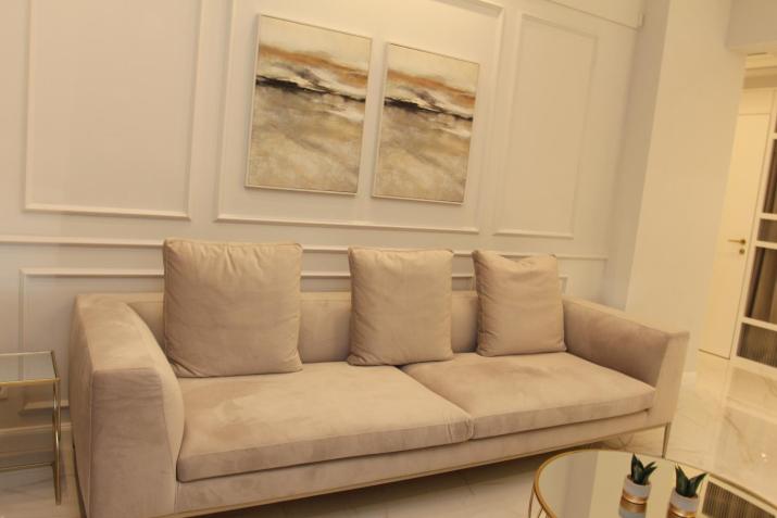 Adri & Marg luxury living