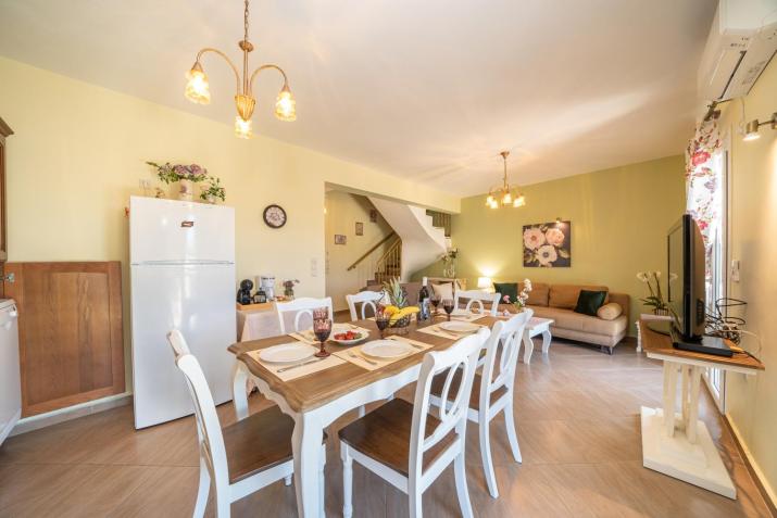 superb villa with private pool peaceful location