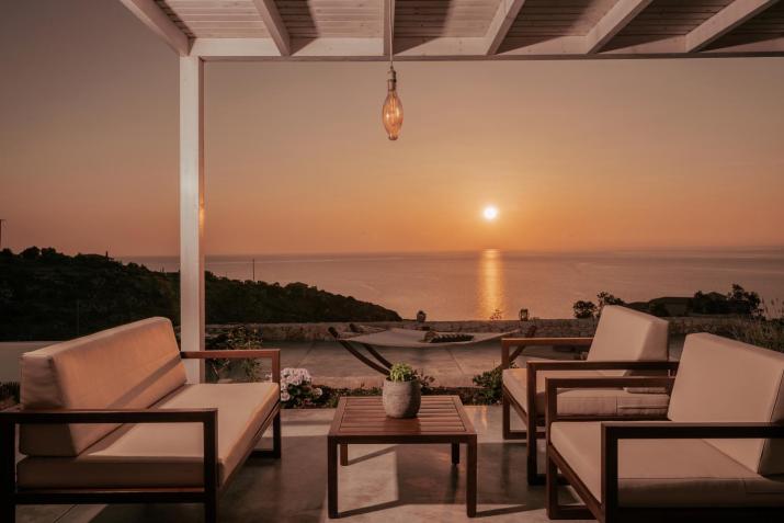 Avgi Villa