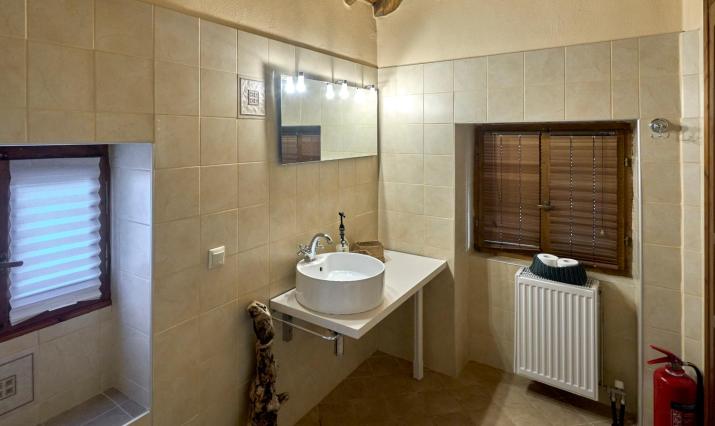 Thalassoxyla Thalassa