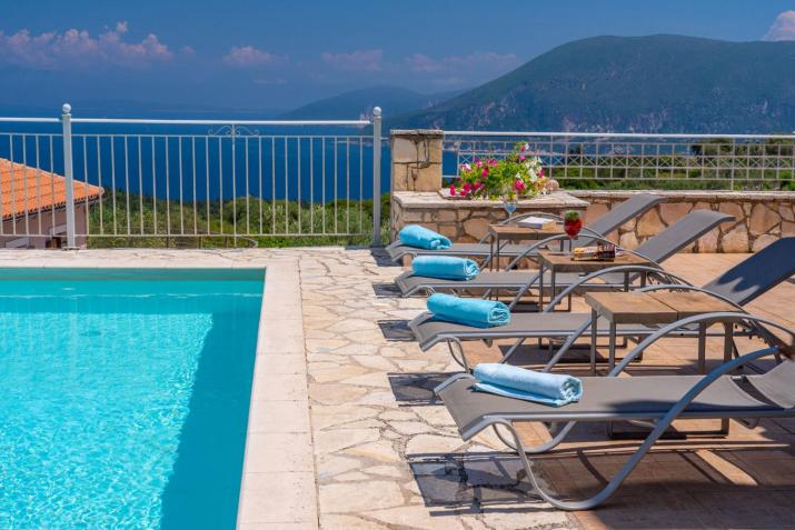 Guiscardos Luxury Villa