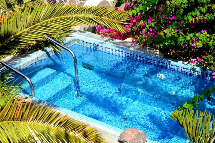 Zephyros Hotel