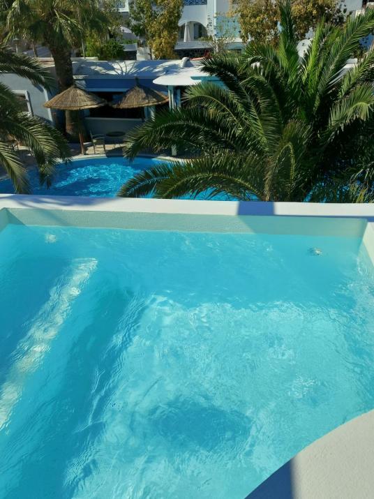 Zephyros Hotel