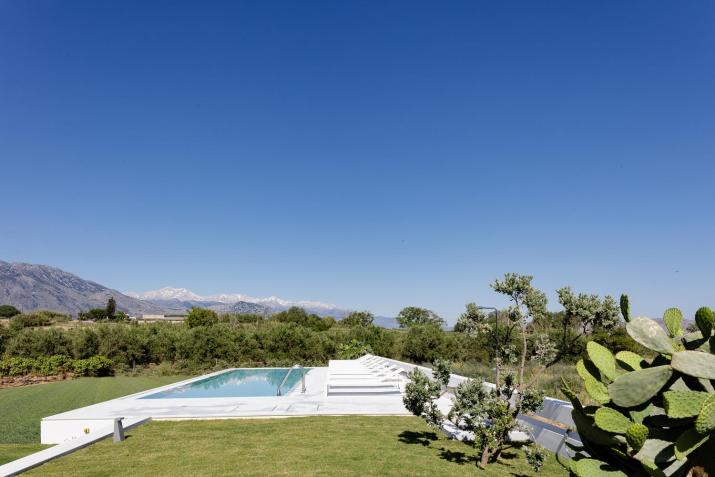 Mikro Livadi Special Lodges - Has an Eco Salt water pool - 150m from the beach