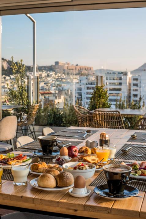 B4B Athens 365
