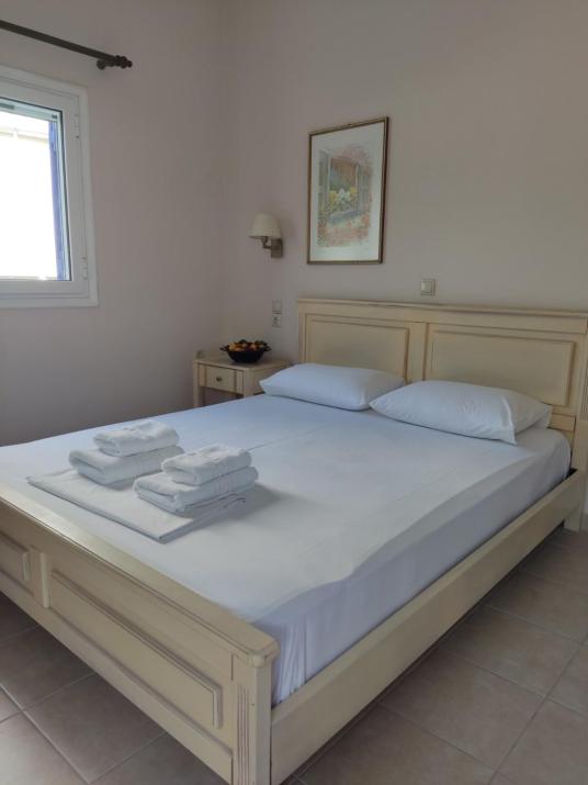 Anesis Village Studios and Apartments