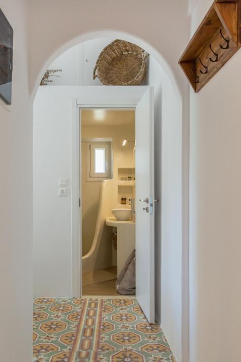 Satsi’s Cozy Casa-2 min from the beach&town