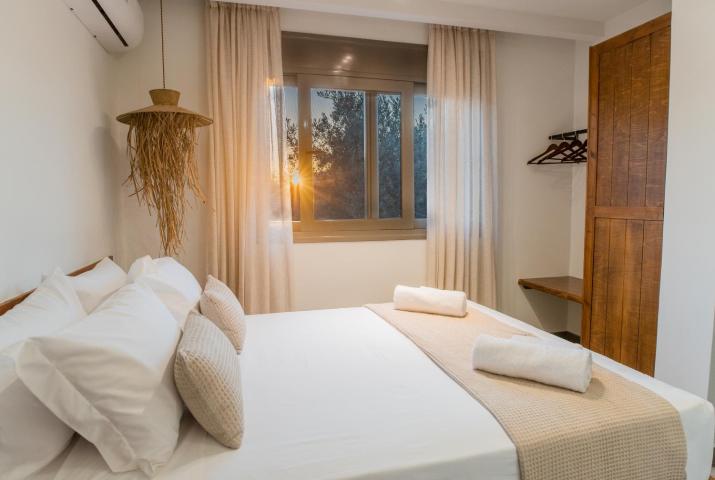 Aesthisis Sensational Accommodation