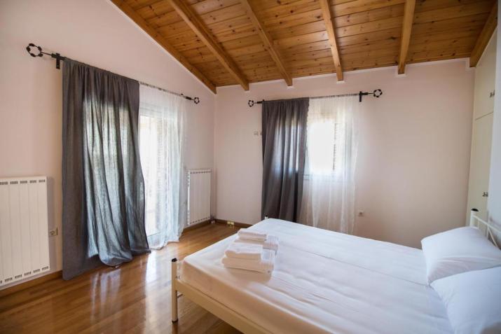 La Strada City House