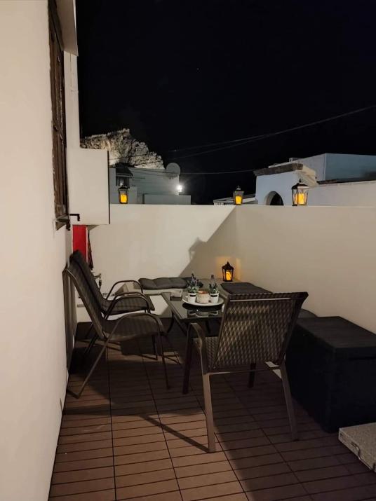 Stam's Studio Apartment with yard
