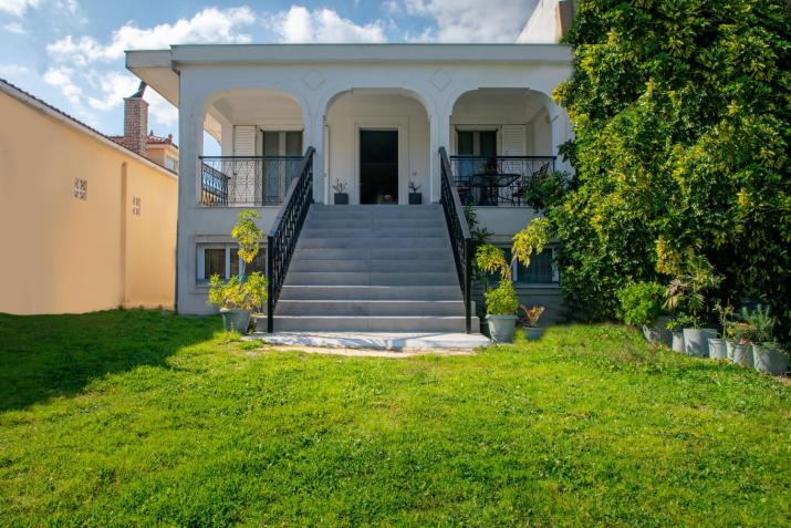 Dimitrios House - 2 Bedrooms & Cozy Atmosphere, by ZanteWize