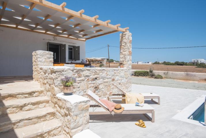 Sage Residence Mikri Santa Maria