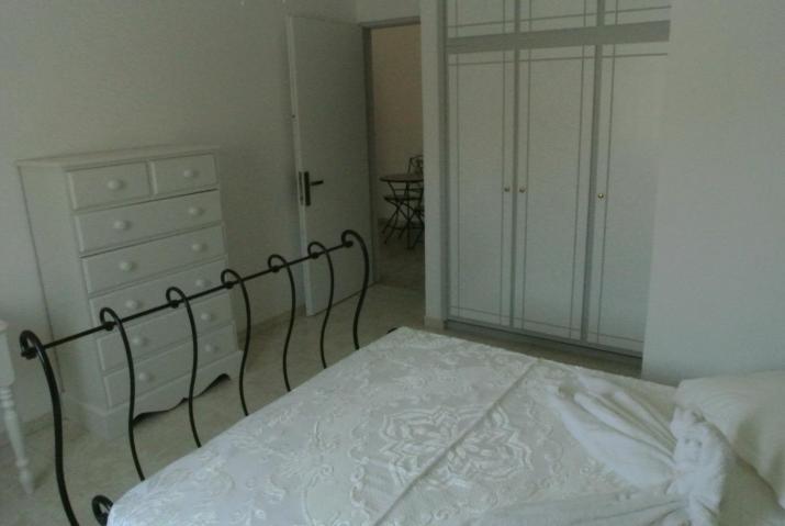 central square HOUSE kokalaki