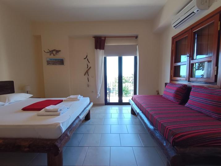 Pachnes Bed and Breakfast